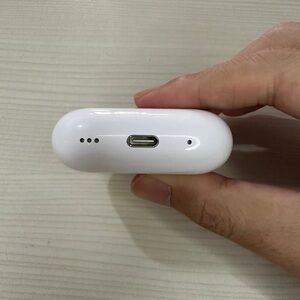 White Wireless Earbuds Charging Case